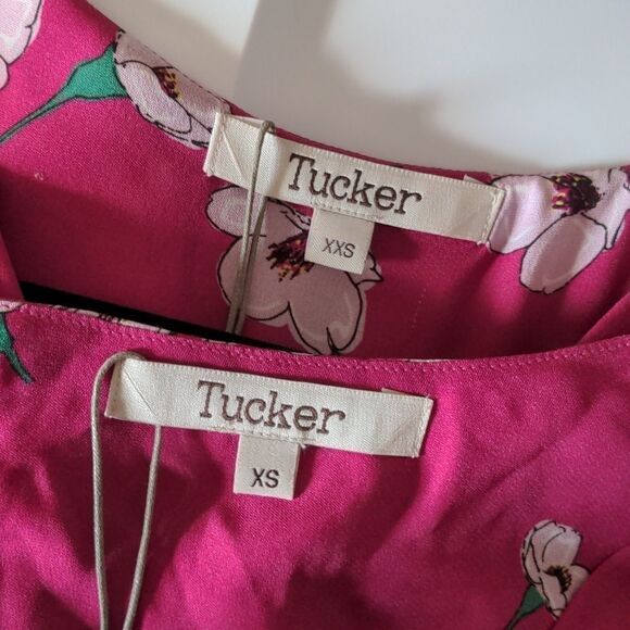 Tucker Chelsea Top Tahitian Gardenia in Double Georgette Silk Blouse Floral - Picture 10 of 10